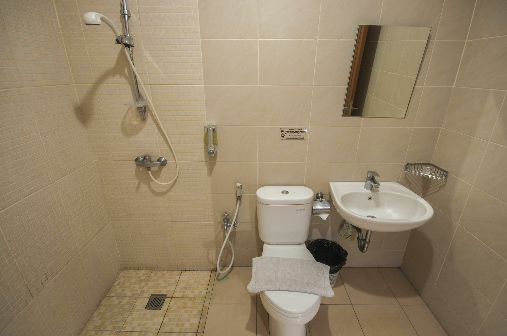 Caryota Hotel Bandung Bagian luar foto